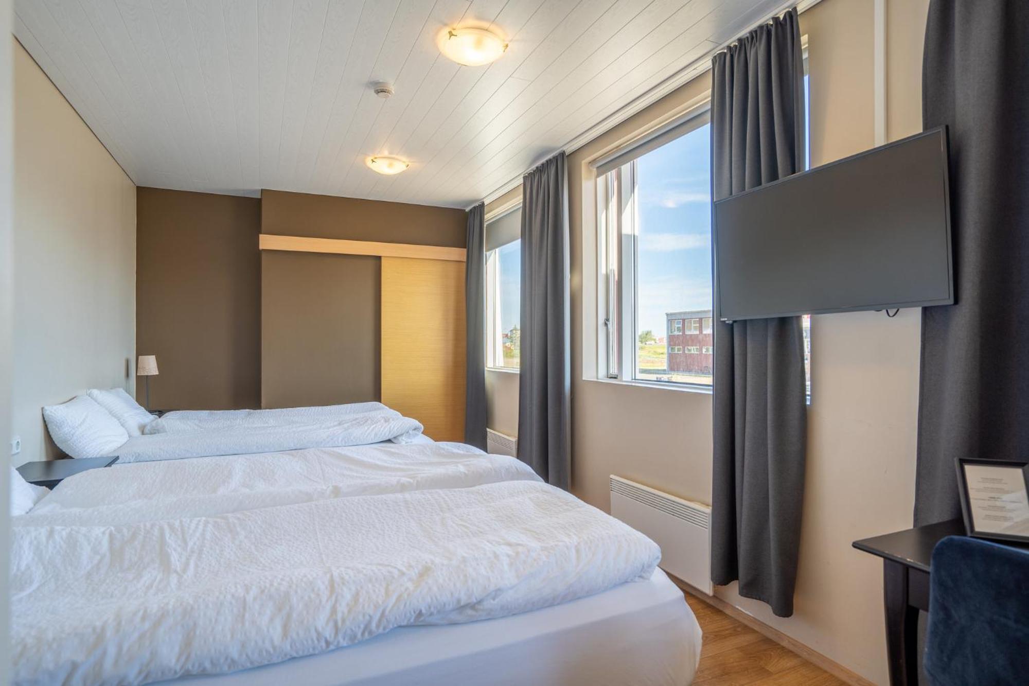 Hotel Post Breiddalsvik Exterior photo